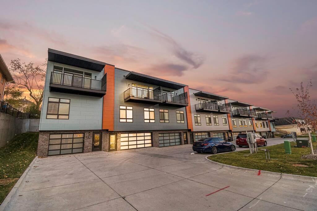 Luxury Condo - Hot Tub - Views Omaha Exterior foto